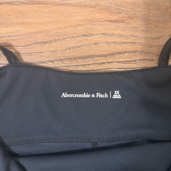 ABERCROMBIE & FITCH - Traveler’s Mini Dress (XS) in Black - with built in shorts - Picture 5 of 6